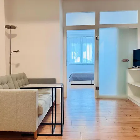 Nippes - Zentral & Ruhig Lägenhet