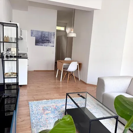 Nippes - Zentral & Ruhig Appartement